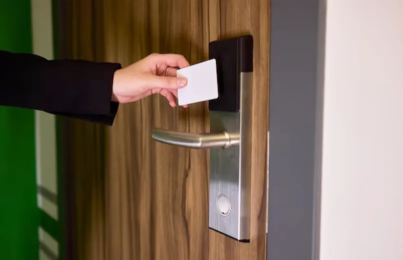 belepokartya-nyomtatas-azonnal-hogyan-kezelje-a-fluktuaciot Belépőkártya nyomtatás azonnal