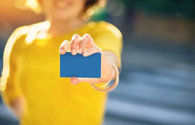 Garancia kártya visszakövethetőség: Sorszámozás és adatbázis kapcsolat egyszerűen